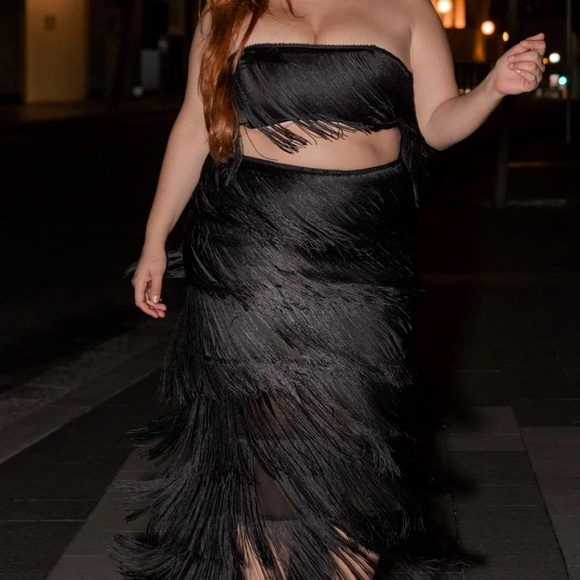 SHOWPO AMALEE TWO PIECE FRINGE SET - Picture 2 of 6